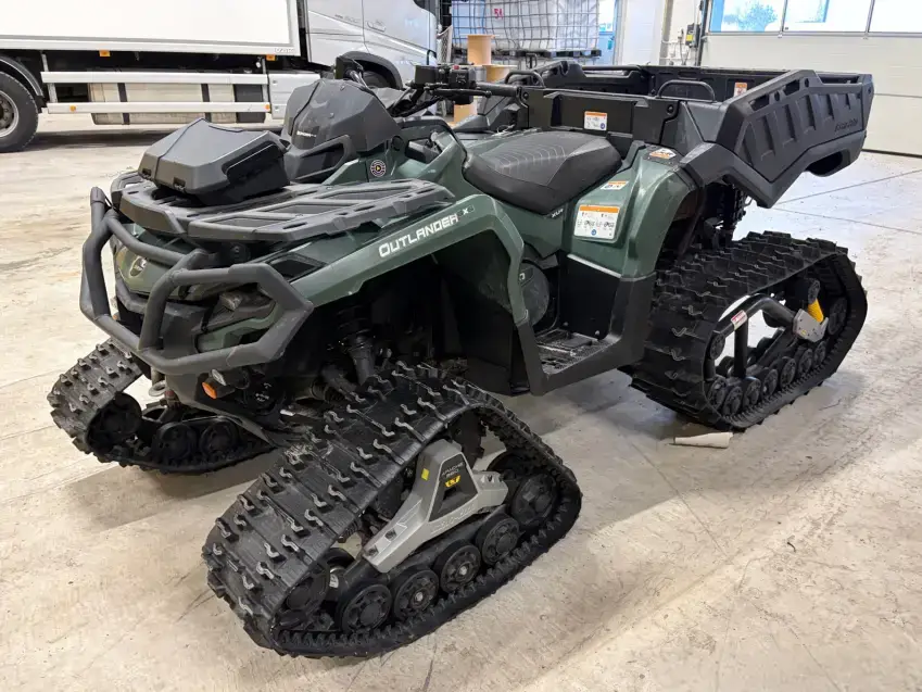 Can-Am 650 XU med bandsats- JIA Hyrcenter